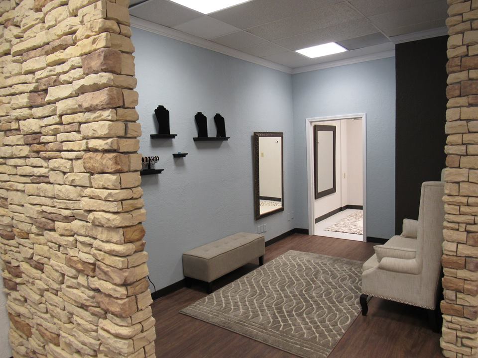 wedding dresses Beaumont TX, bridal gown Port Arthur, wedding dress Orange TX, bridal boutique Vidor